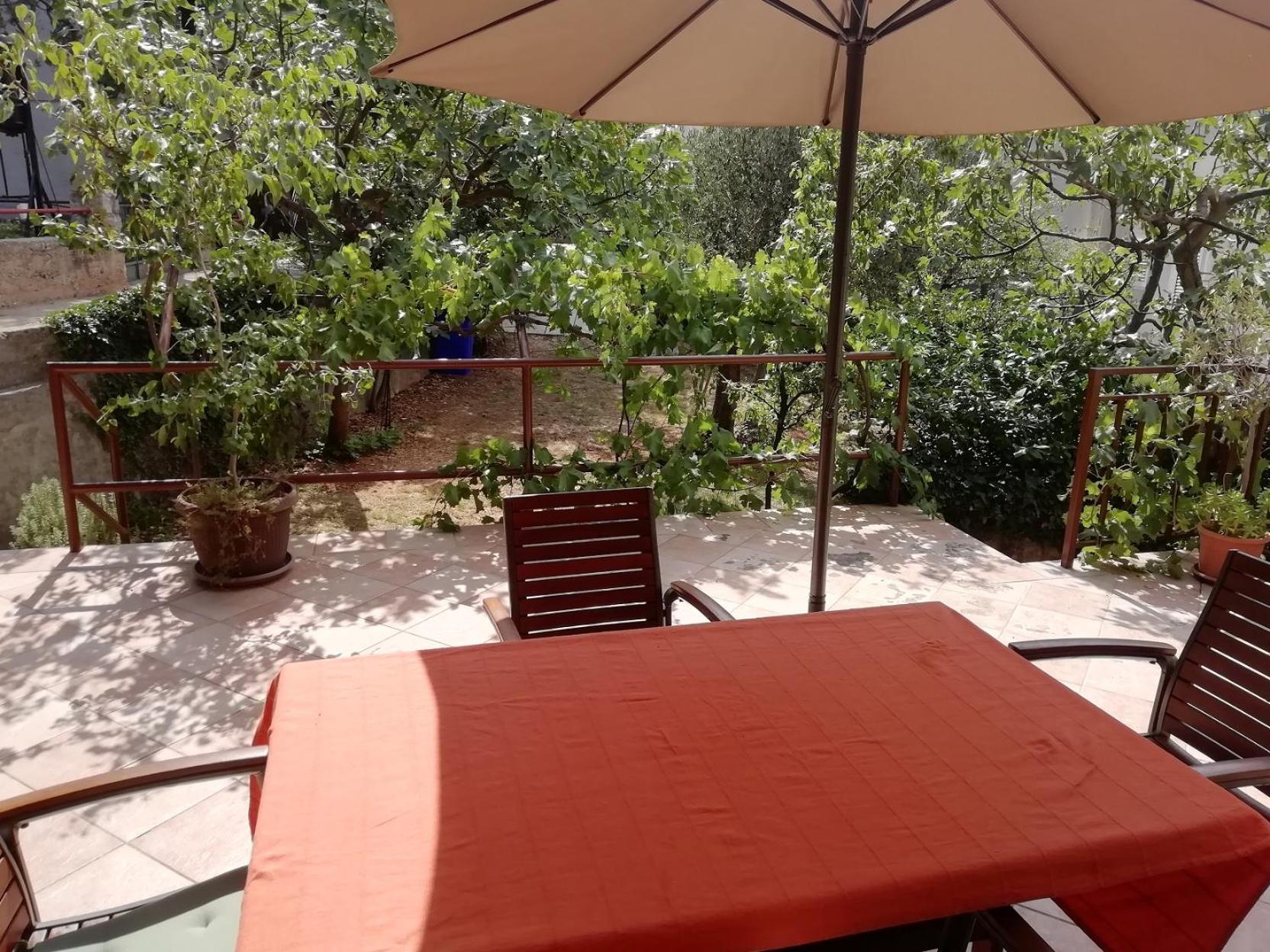 Apartments Mia Starigrad Paklenica Luaran gambar